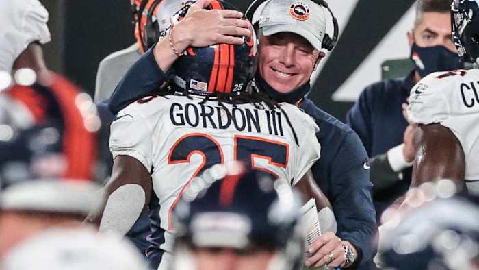 Pat Shurmur, Melvin Gordon